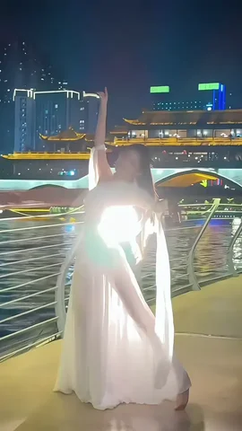 御龙在天100级挂机点