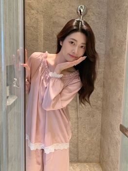 吃女生小头头视频