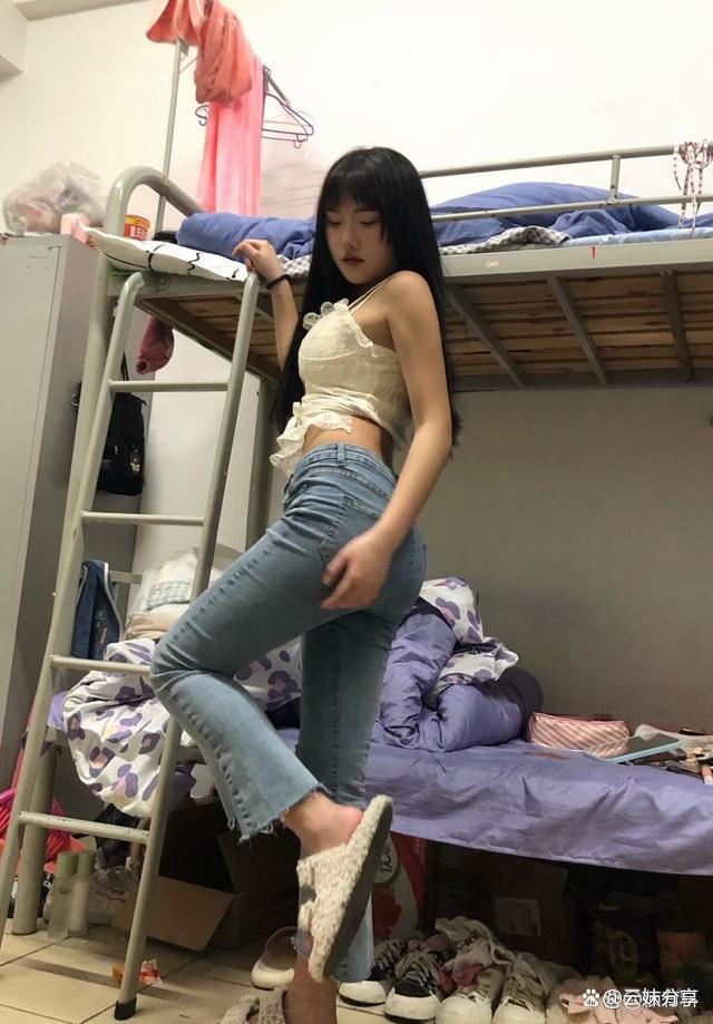 今夜你不在身边是什么歌